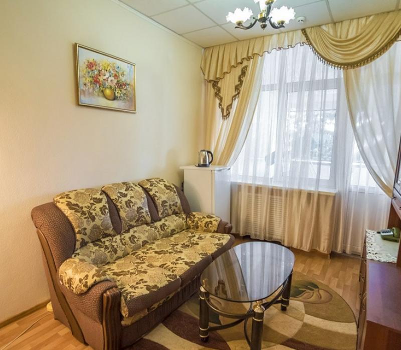 Гостиная в 2 местном 2 комнатном 1 категории, 8-11 этажи санатория Зори Ставрополья в Пятигорске  
