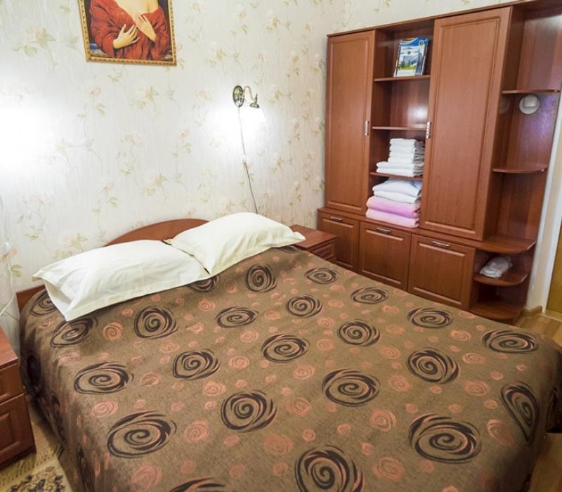 Интерьер спальни в 2 местном 2 комнатном 1 категории, 8-11 этажи санатория Зори Ставрополья в Пятигорске  